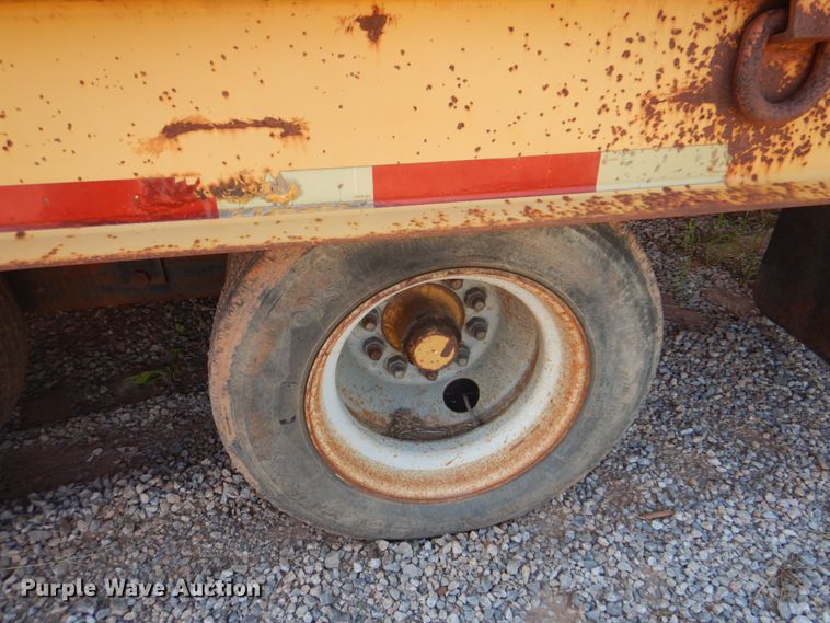 image for item DG1712 2000 Belshe  flatbed trailer with mud mixer