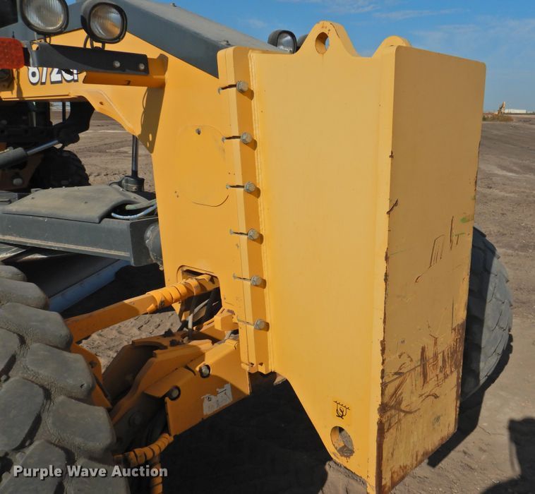 image for item DK2446 2012 John Deere 872GP  motor grader