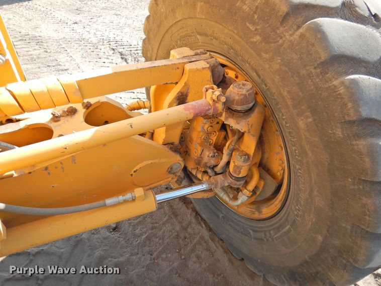 image for item DK2446 2012 John Deere 872GP  motor grader