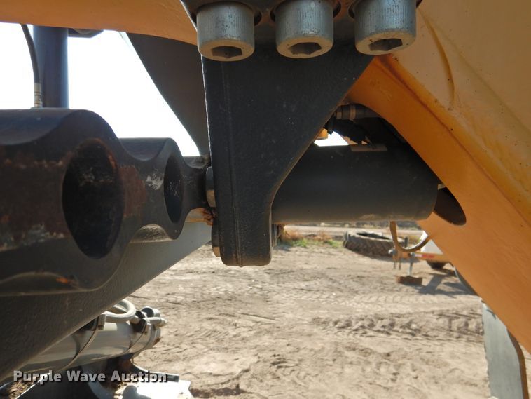 image for item DK2446 2012 John Deere 872GP  motor grader