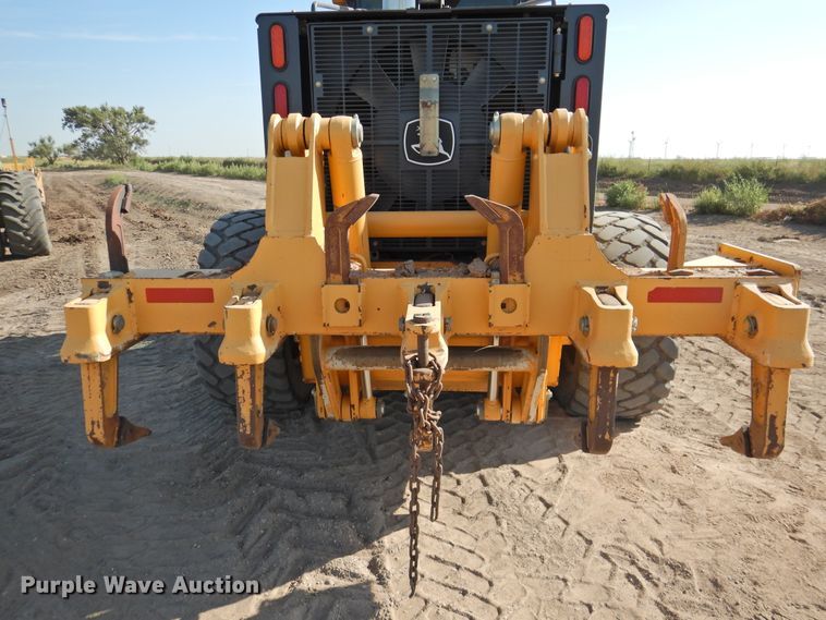 image for item DK2446 2012 John Deere 872GP  motor grader