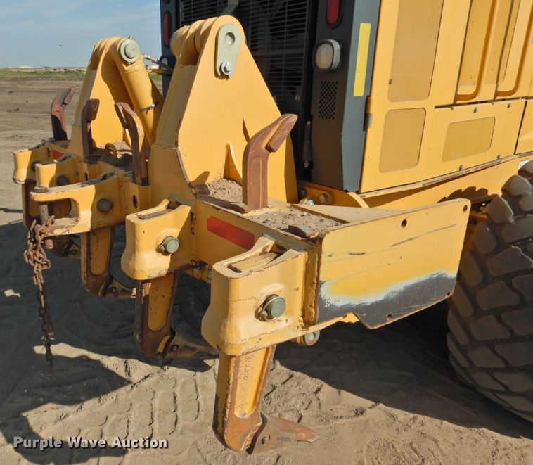 image for item DK2446 2012 John Deere 872GP  motor grader