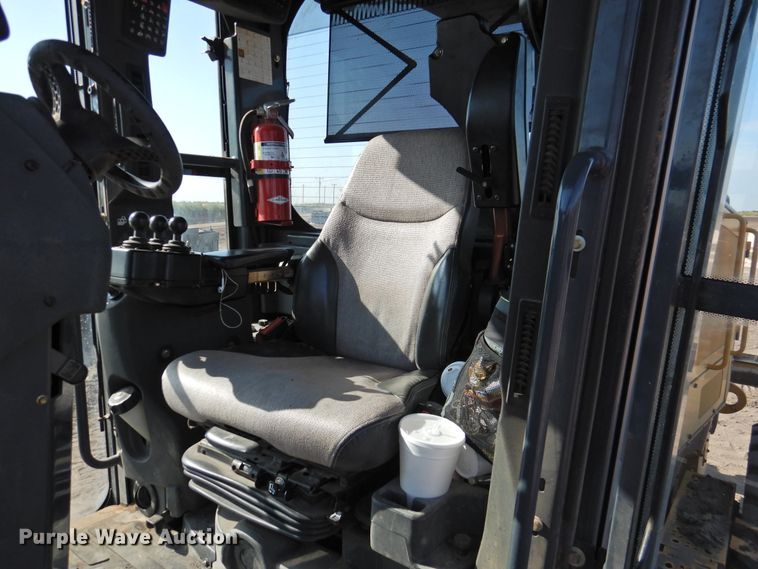 image for item DK2446 2012 John Deere 872GP  motor grader