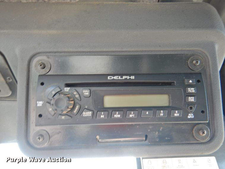 image for item DK2446 2012 John Deere 872GP  motor grader