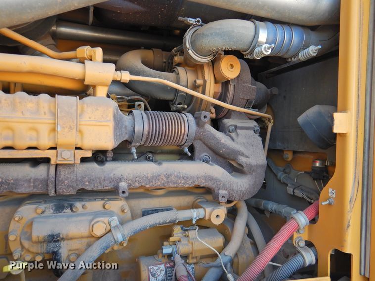 image for item DK2446 2012 John Deere 872GP  motor grader