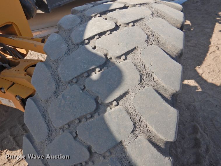 image for item DK2446 2012 John Deere 872GP  motor grader