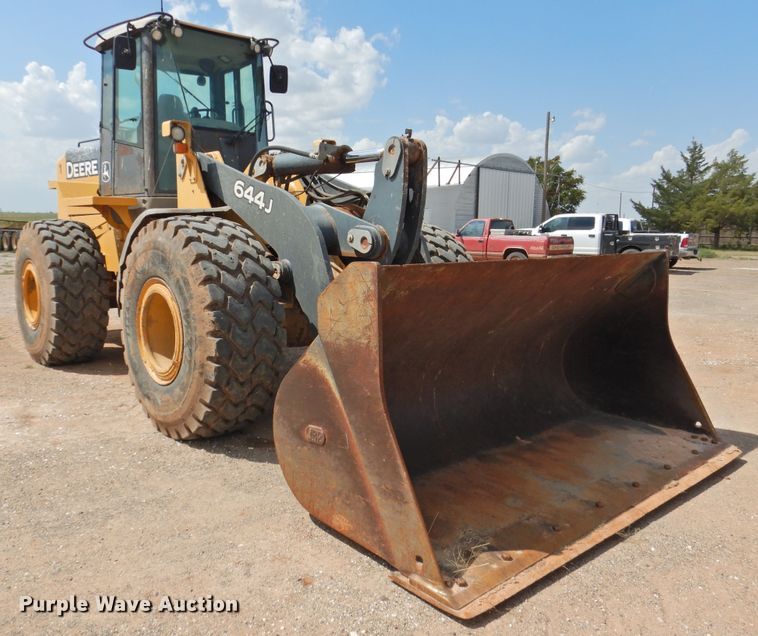 image for item DK2450 2006 John Deere 644J  wheel loader
