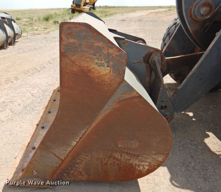 image for item DK2450 2006 John Deere 644J  wheel loader