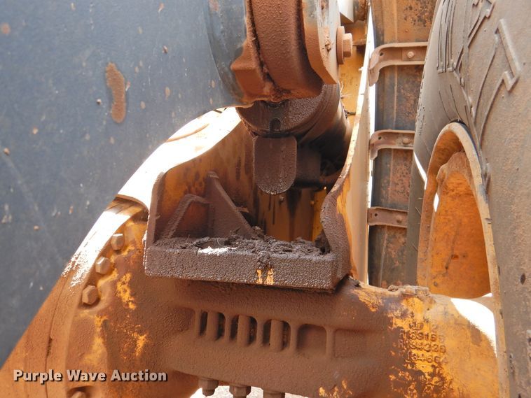 image for item DK2450 2006 John Deere 644J  wheel loader