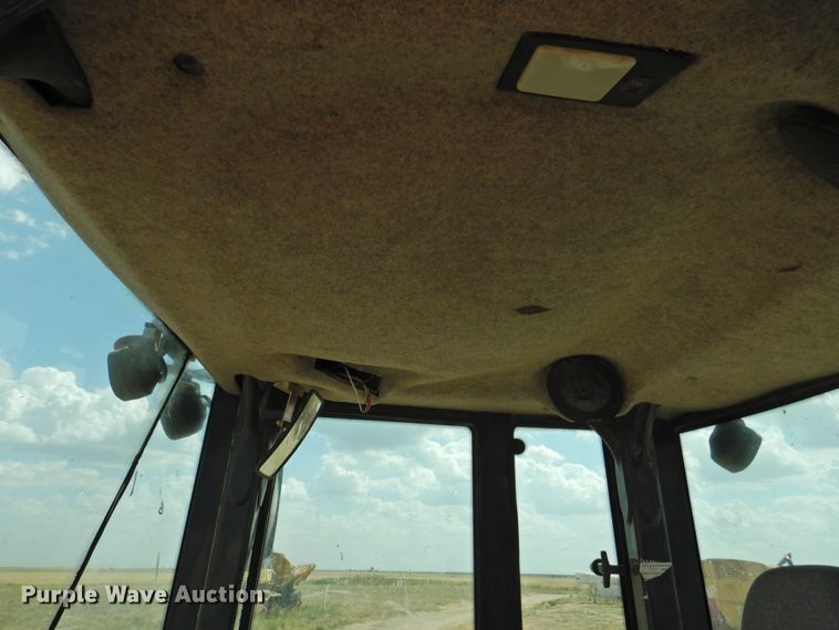 image for item DK2450 2006 John Deere 644J  wheel loader