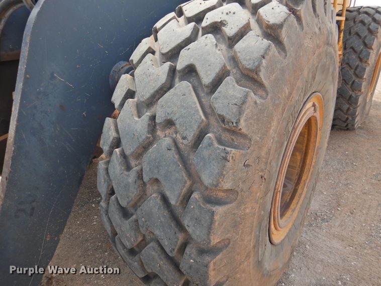 image for item DK2450 2006 John Deere 644J  wheel loader