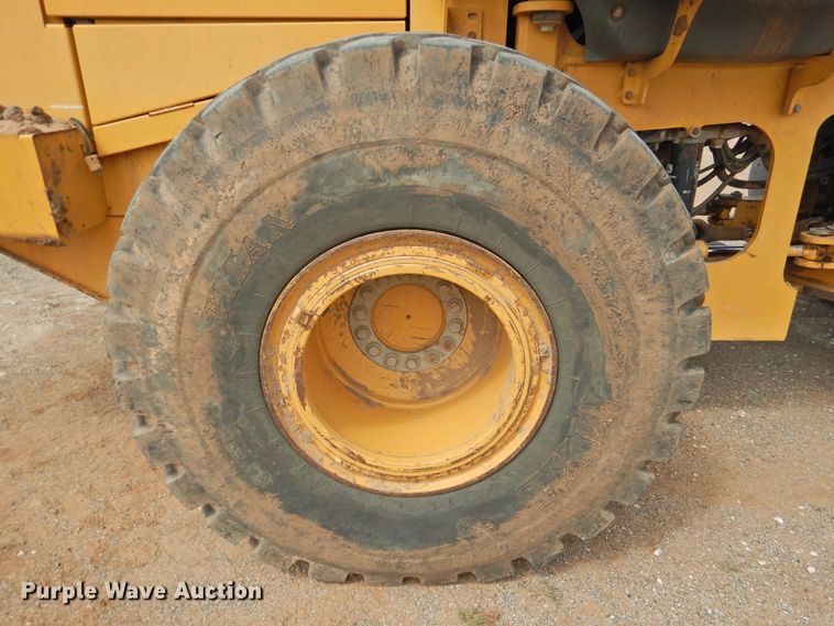 image for item DK2450 2006 John Deere 644J  wheel loader