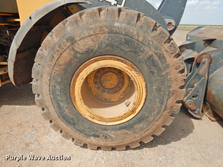 image for item DK2450 2006 John Deere 644J  wheel loader