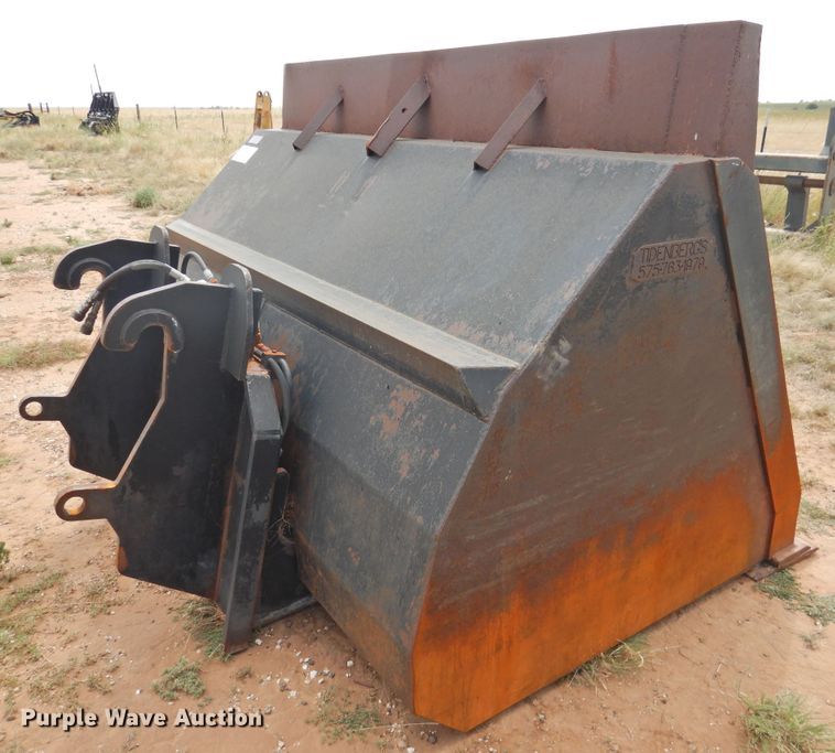 Tidenbergs 106"W wheel loader roll out bucket in Muleshoe, TX Item