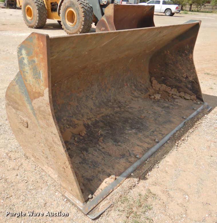 image for item DK2453 JRB 644J  wheel loader bucket