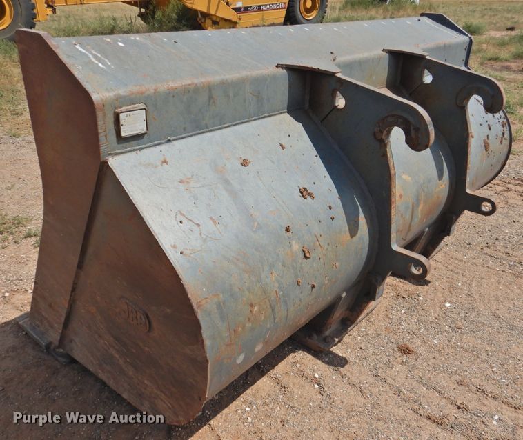 image for item DK2453 JRB 644J  wheel loader bucket