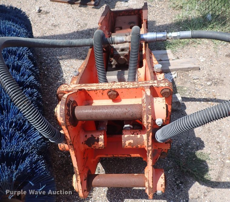 image for item DK4660 NPK GH-6  hydraulic breaker