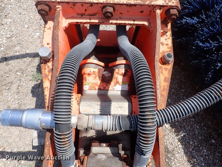 image for item DK4660 NPK GH-6  hydraulic breaker