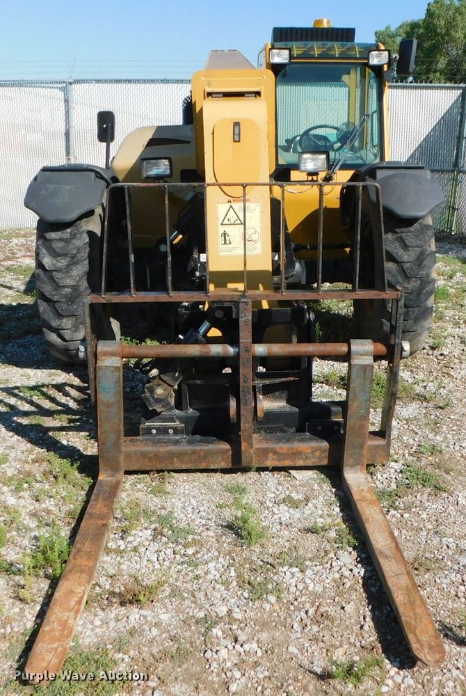 image for item DK8653 2012 Caterpillar TL642  telehandler