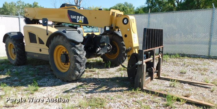 image for item DK8653 2012 Caterpillar TL642  telehandler