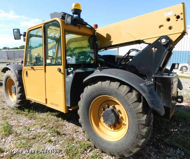 image for item DK8653 2012 Caterpillar TL642  telehandler