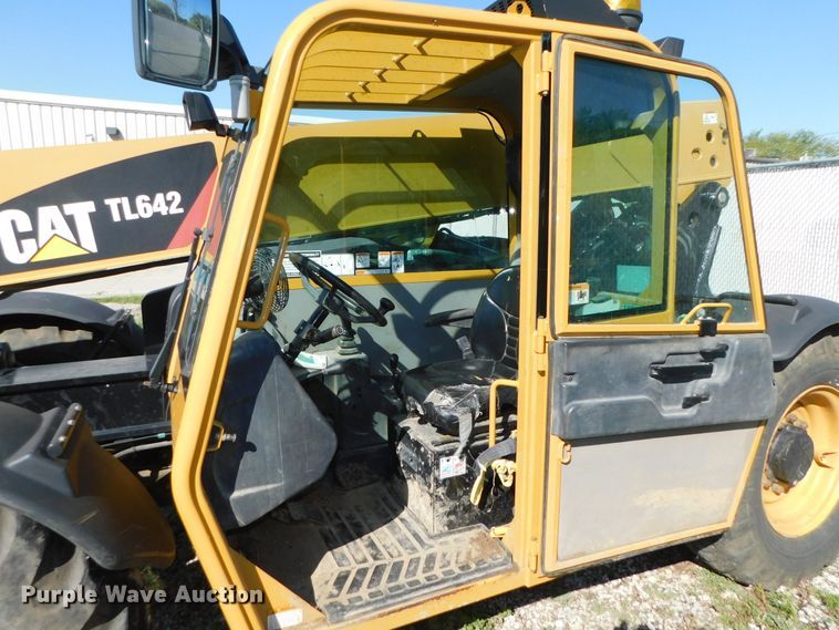 image for item DK8653 2012 Caterpillar TL642  telehandler