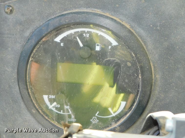 image for item DK8653 2012 Caterpillar TL642  telehandler