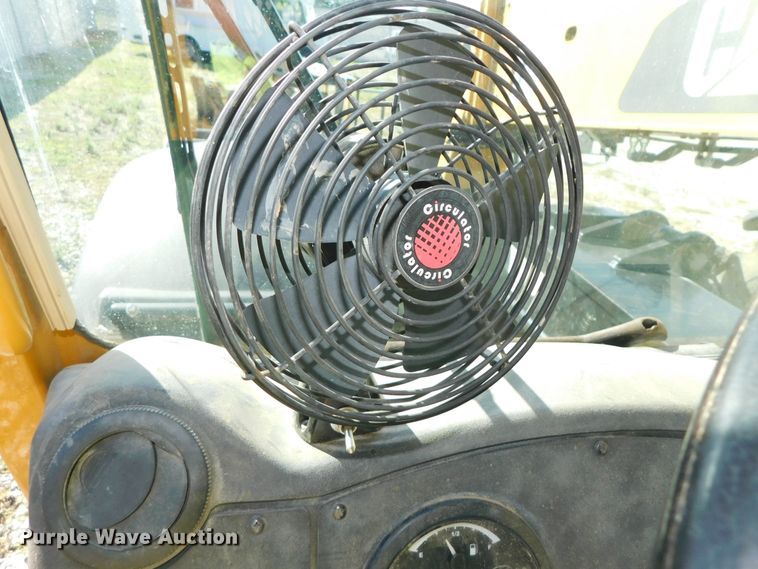 image for item DK8653 2012 Caterpillar TL642  telehandler