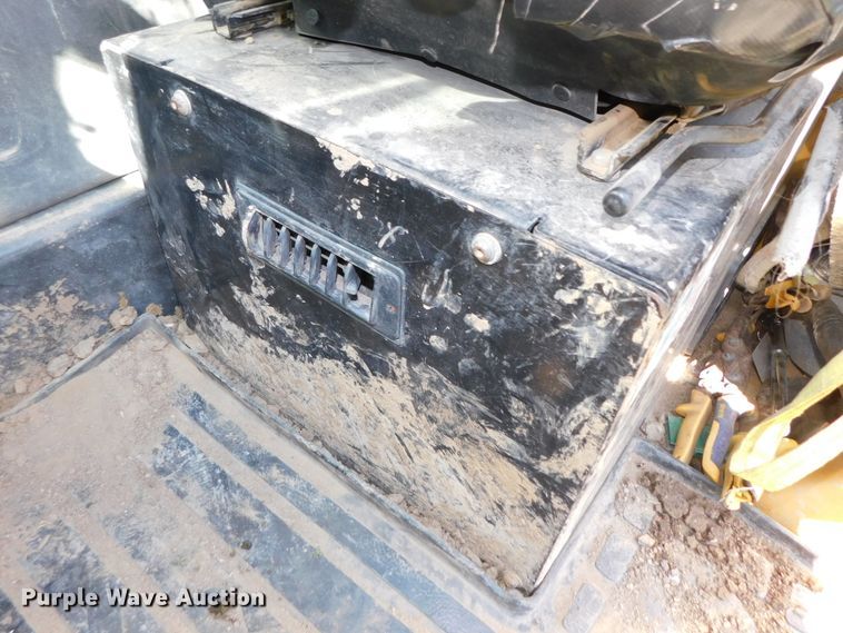 image for item DK8653 2012 Caterpillar TL642  telehandler