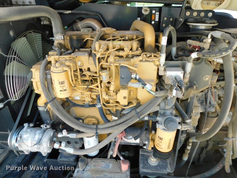 image for item DK8653 2012 Caterpillar TL642  telehandler