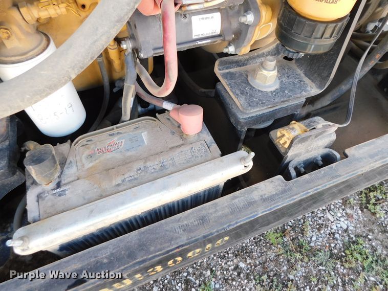 image for item DK8653 2012 Caterpillar TL642  telehandler