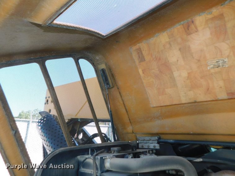 image for item DK8653 2012 Caterpillar TL642  telehandler