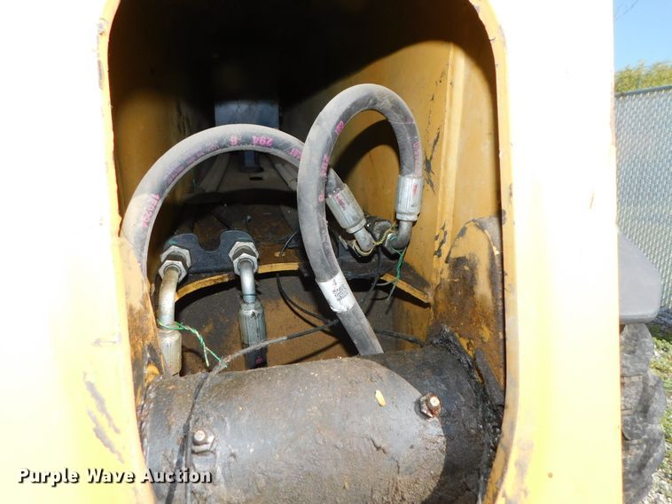 image for item DK8653 2012 Caterpillar TL642  telehandler