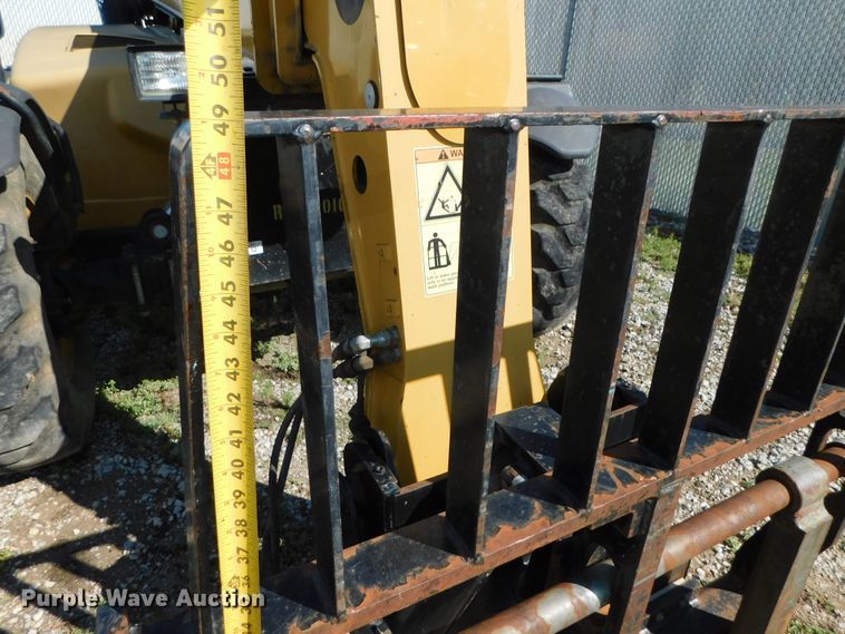 image for item DK8653 2012 Caterpillar TL642  telehandler