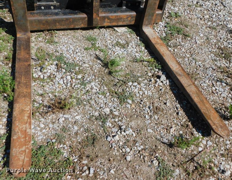 image for item DK8653 2012 Caterpillar TL642  telehandler