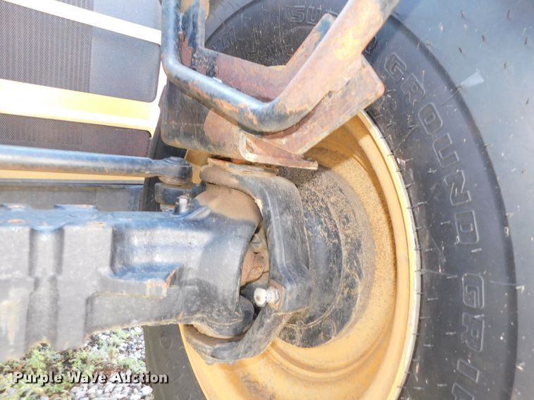 image for item DK8653 2012 Caterpillar TL642  telehandler