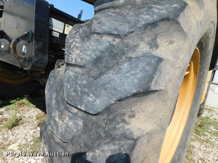 image for item DK8653 2012 Caterpillar TL642  telehandler