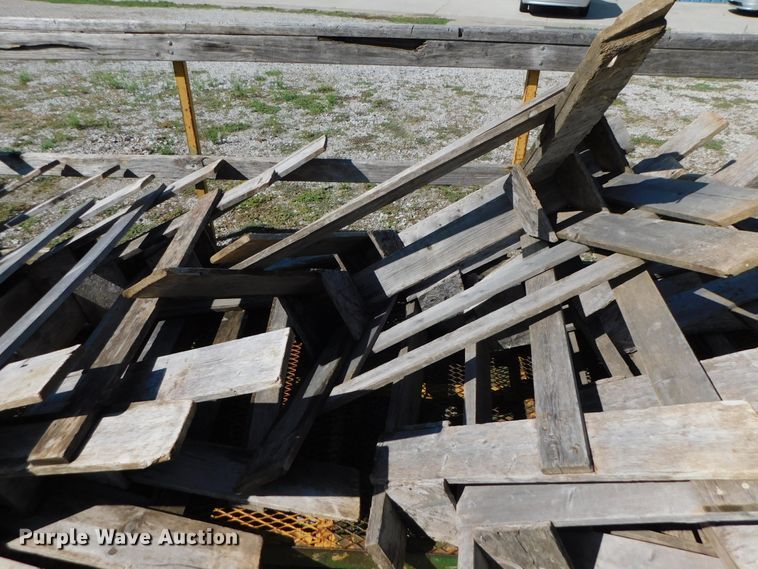 image for item DK8653 2012 Caterpillar TL642  telehandler