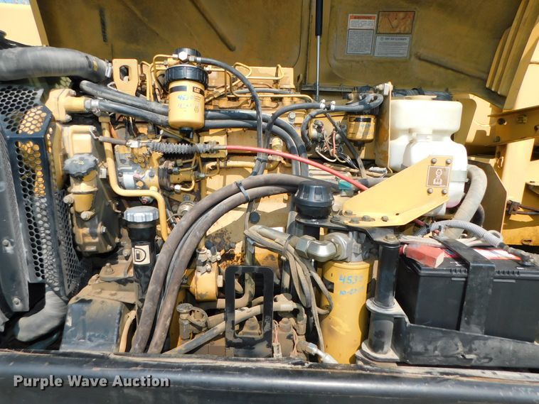 image for item DK8654 1996 Caterpillar TH63  telehandler