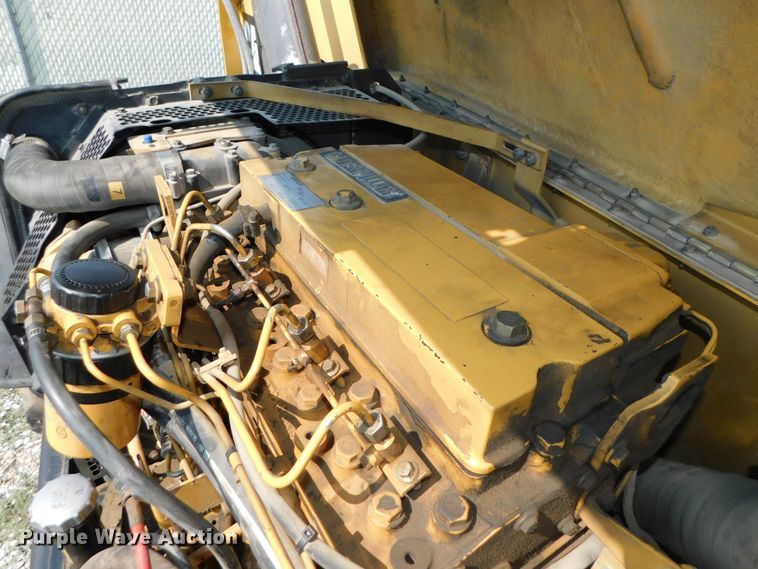 image for item DK8654 1996 Caterpillar TH63  telehandler