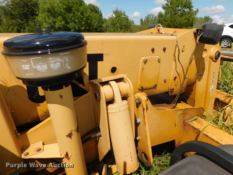 image for item DK8654 1996 Caterpillar TH63  telehandler