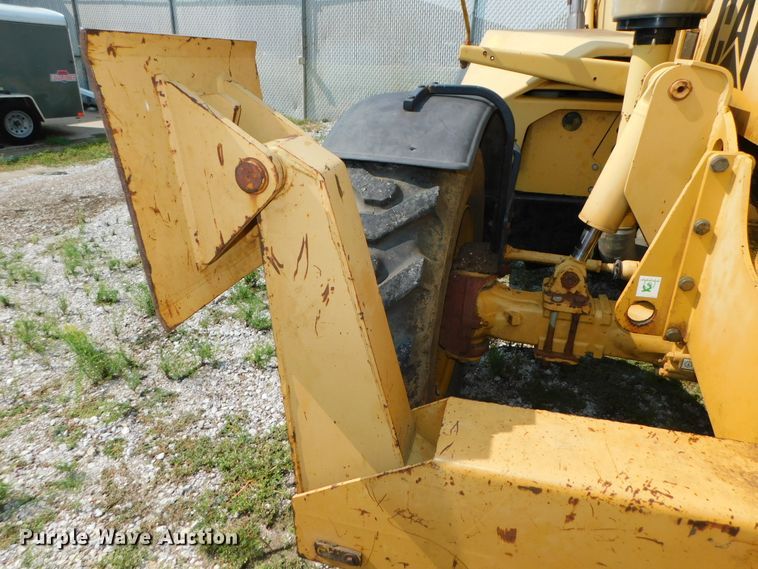 image for item DK8654 1996 Caterpillar TH63  telehandler