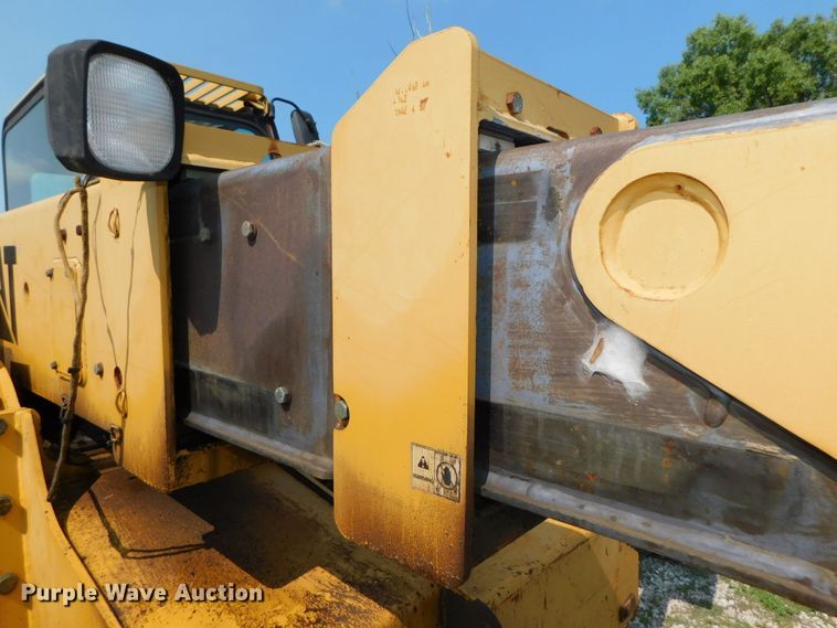 image for item DK8654 1996 Caterpillar TH63  telehandler