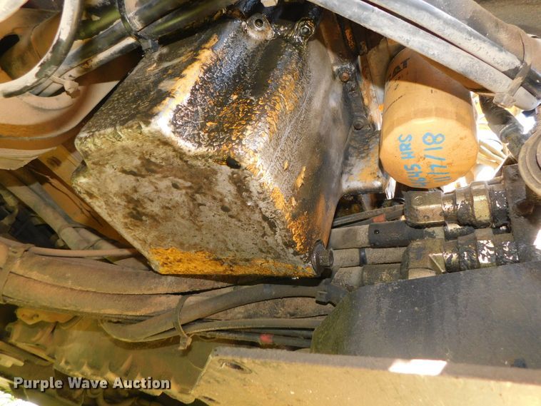 image for item DK8654 1996 Caterpillar TH63  telehandler