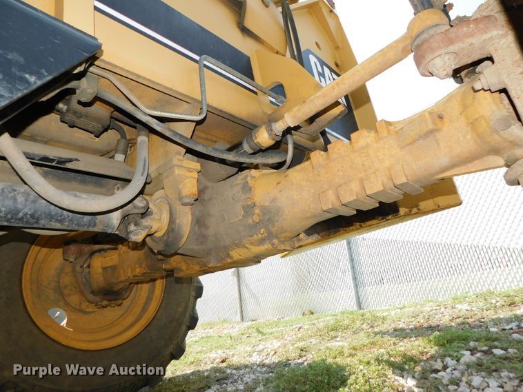 image for item DK8654 1996 Caterpillar TH63  telehandler