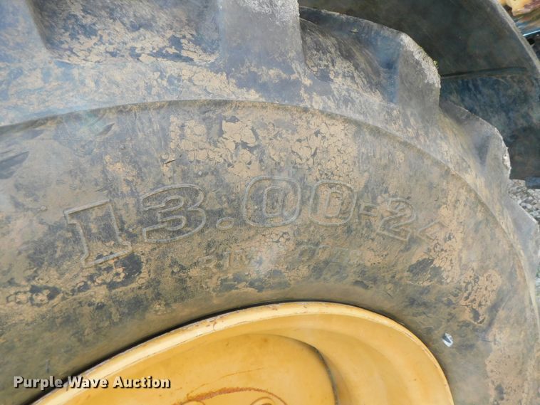 image for item DK8654 1996 Caterpillar TH63  telehandler