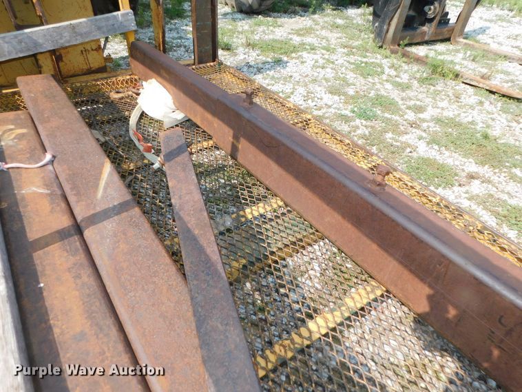 image for item DK8654 1996 Caterpillar TH63  telehandler