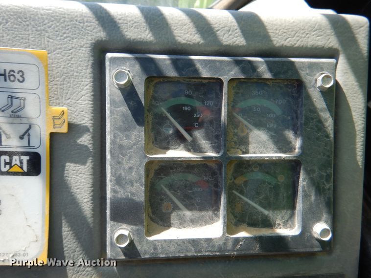 image for item DL0132 1996 Caterpillar TH63  telehandler