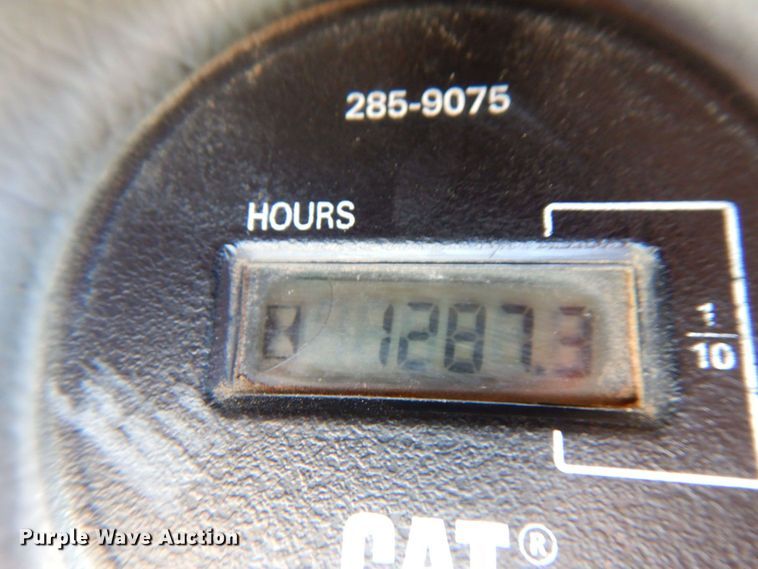 image for item DL0132 1996 Caterpillar TH63  telehandler