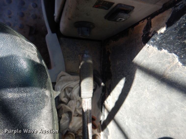 image for item DL0132 1996 Caterpillar TH63  telehandler